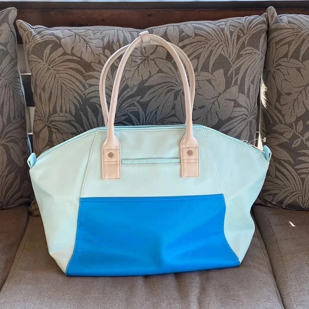 Lululemon |Vinyasa To Vino  Bag - Picture 5 of 15